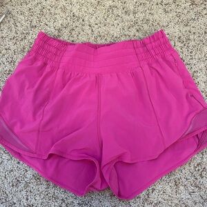 Hot/ sonic pink lululemon high rise size 4 hotty hot shorts!